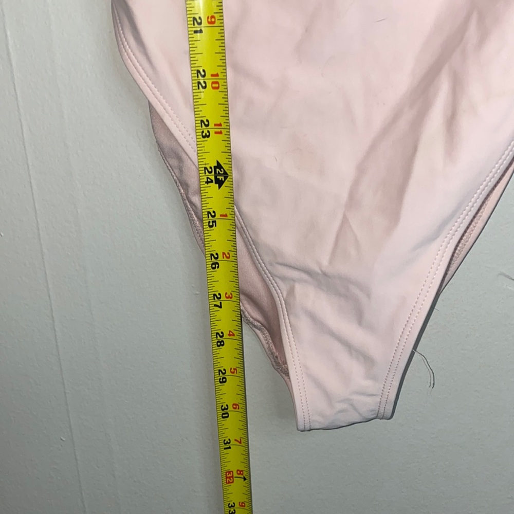 🎈Pink one piece swimsuit! - Picture 4 of 7